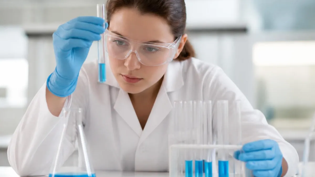 Gcse in Chemistry - GCSE - General Certificate of Secondary Education certification study resource