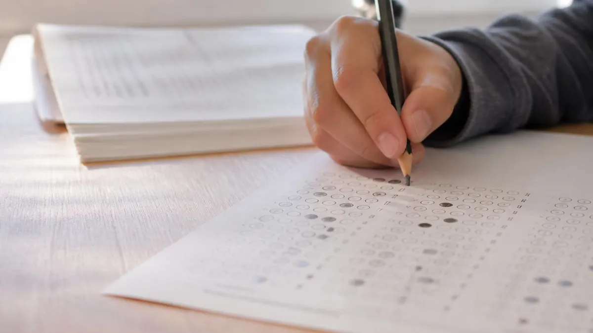 Meaning Gcse - GCSE - General Certificate of Secondary Education certification study resource
