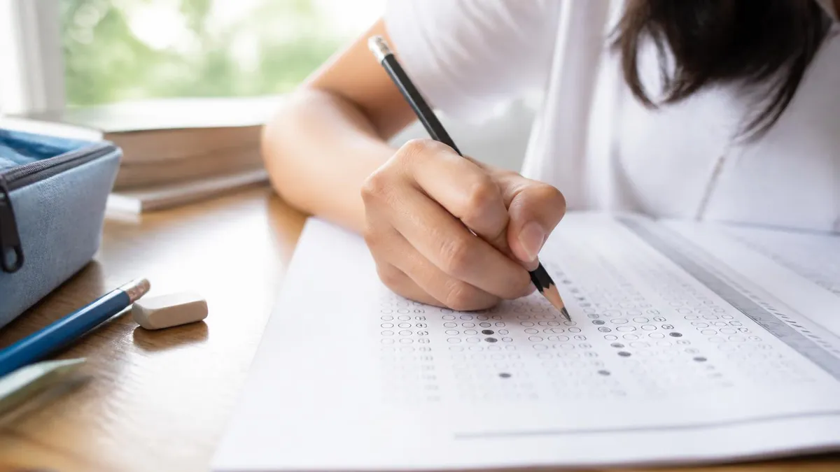 2025 1378010 - בחינות בגרות - תרגול וסימולציות certification study resource