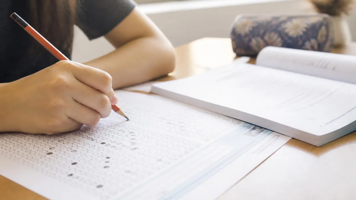 2025 1378008 - בחינות בגרות - תרגול וסימולציות certification study resource