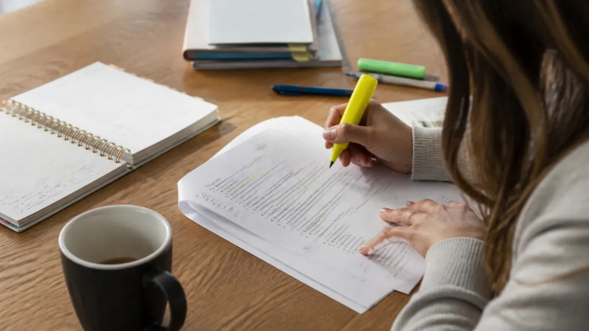 IAR Writing Rubric & Study Materials for Illinois Students 2026 June