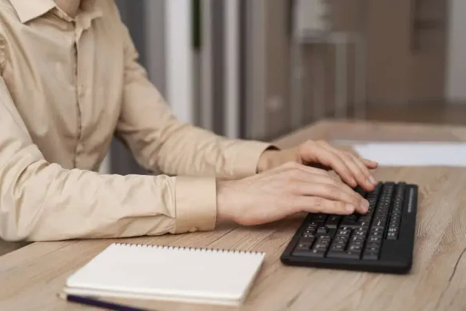 Close Up Hands Typing Keyboard 1 - Blog study guide