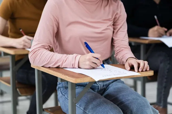 Close Up Young Female University 6 - Blog study guide