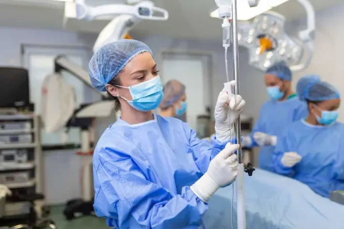 Female Doctor Operating Room Put - Blog study guide