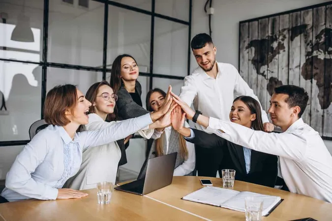 Group People Working Out Busines - Blog study guide