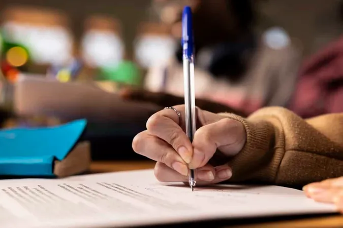 Team College Students Working Pr 1 - Blog study guide