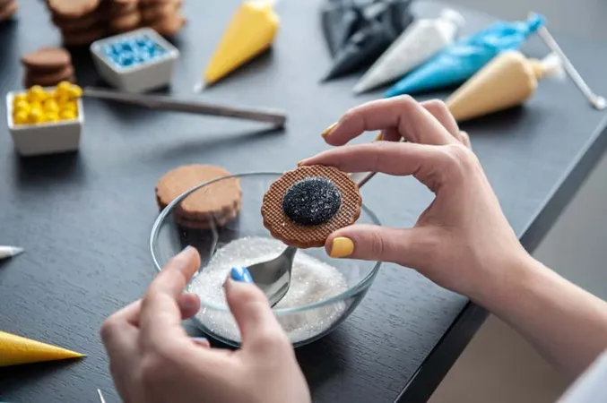 Woman Making Gingerbread Sunflower Gingerbread Design Workshop X - Certified Sugar Artist study guide