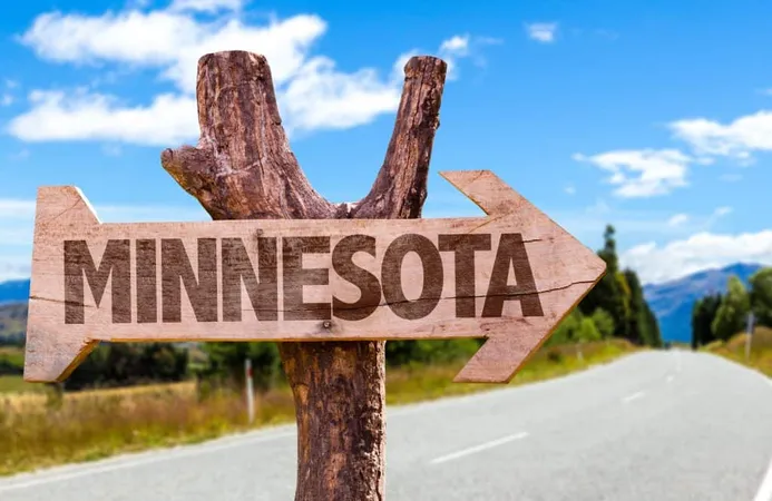 MN DMV (Minnesota Department of Motor Vehicle) Test Guide - Minnesota Department of Motor Vehicle certification guide