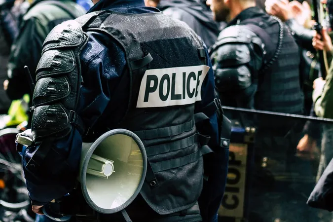 Group People City 1 - Police Officer study guide