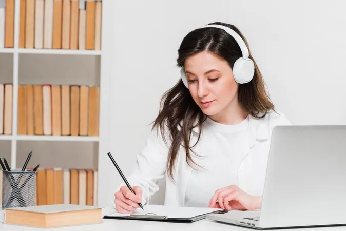 Student Listening Online Courses - TOEFL study guide