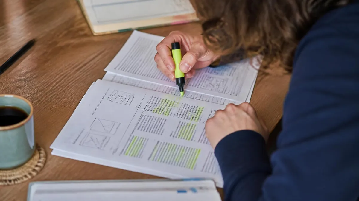 Practice Test - Patente Nautica - Entro e Oltre 12 Miglia certification study resource
