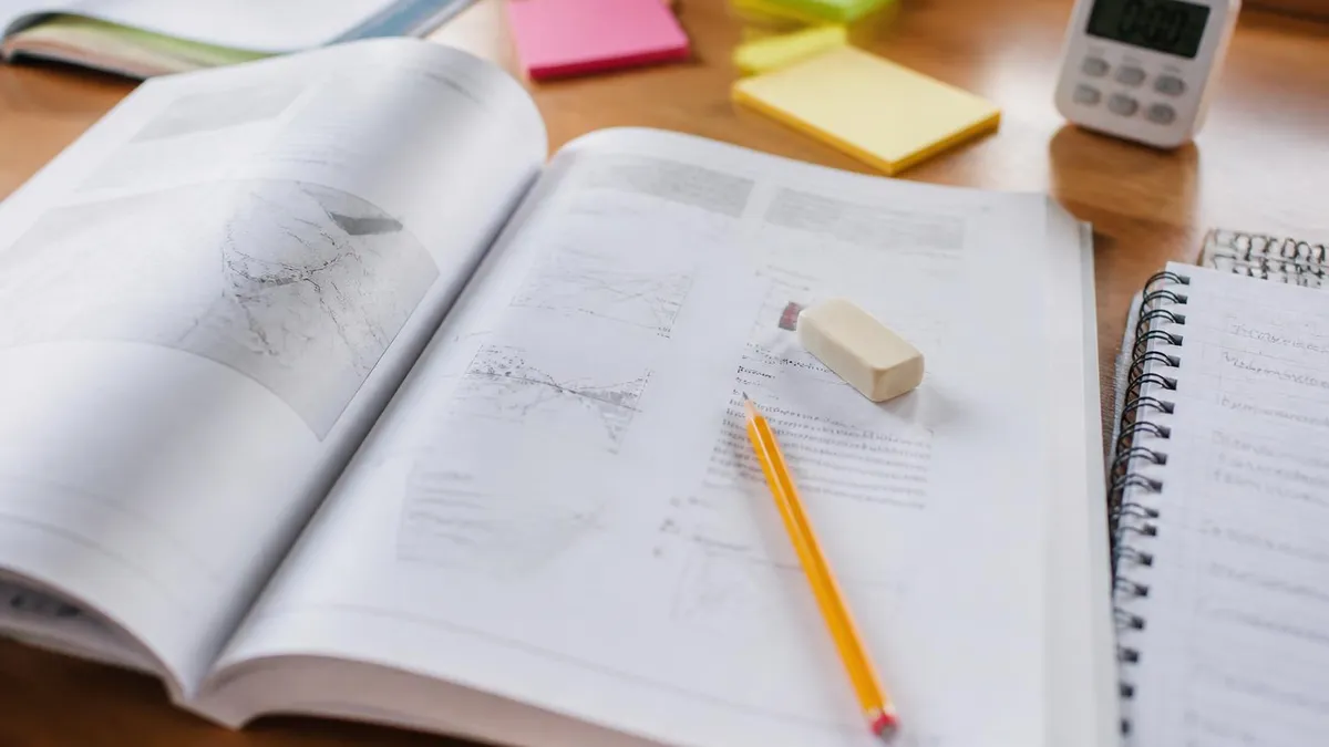 Practice Test - Patente Nautica - Entro e Oltre 12 Miglia certification study resource
