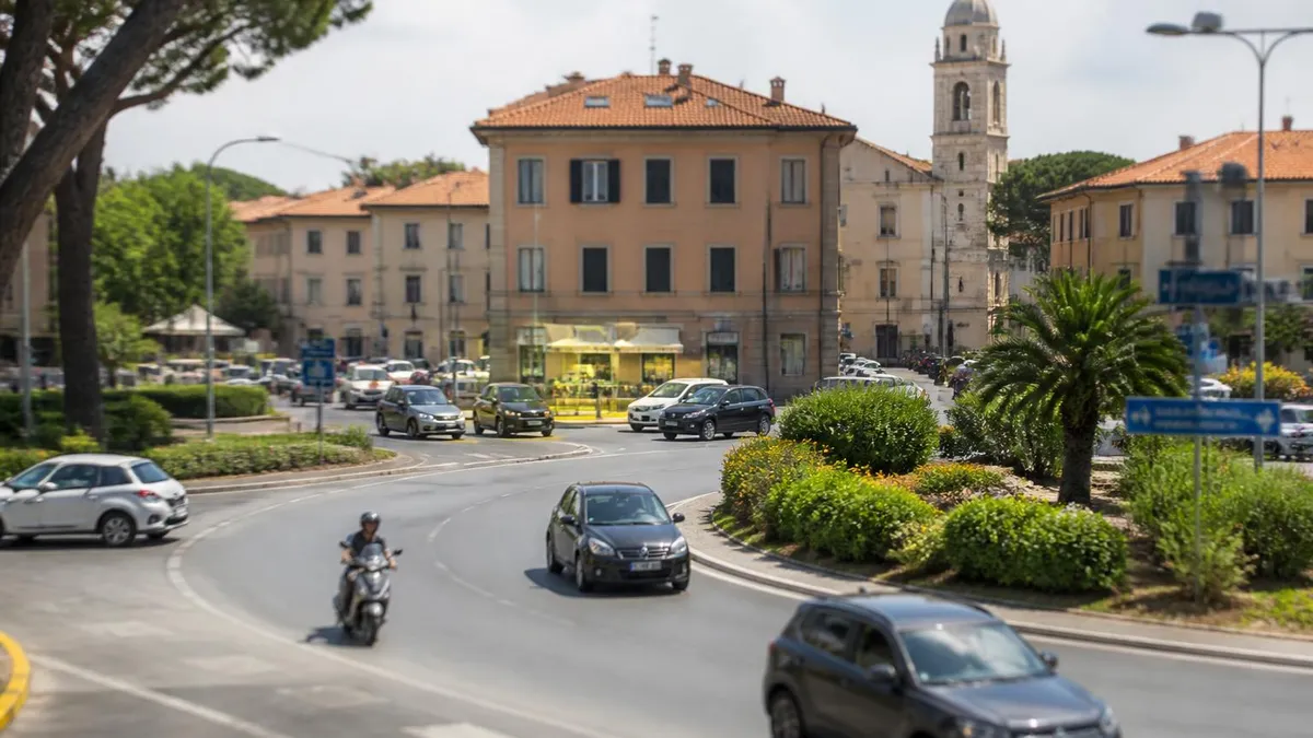 Manuale Patente AM: Tutto Quello che Devi Sapere per Studiare e Superare l'Esame Teorico