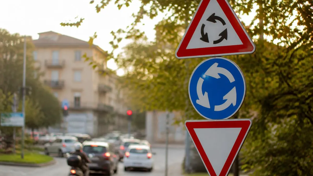 Trucchi per il Quiz della Patente B 2026: Strategie, Errori da Evitare e Tecniche per Superare l'Esame Teorico al Primo Tentativo