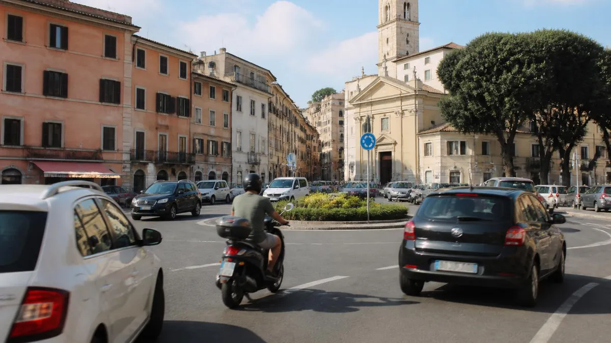 Quiz Patente Italiani 2025 - Quiz Patente - Esame Teoria Patente B certification study resource