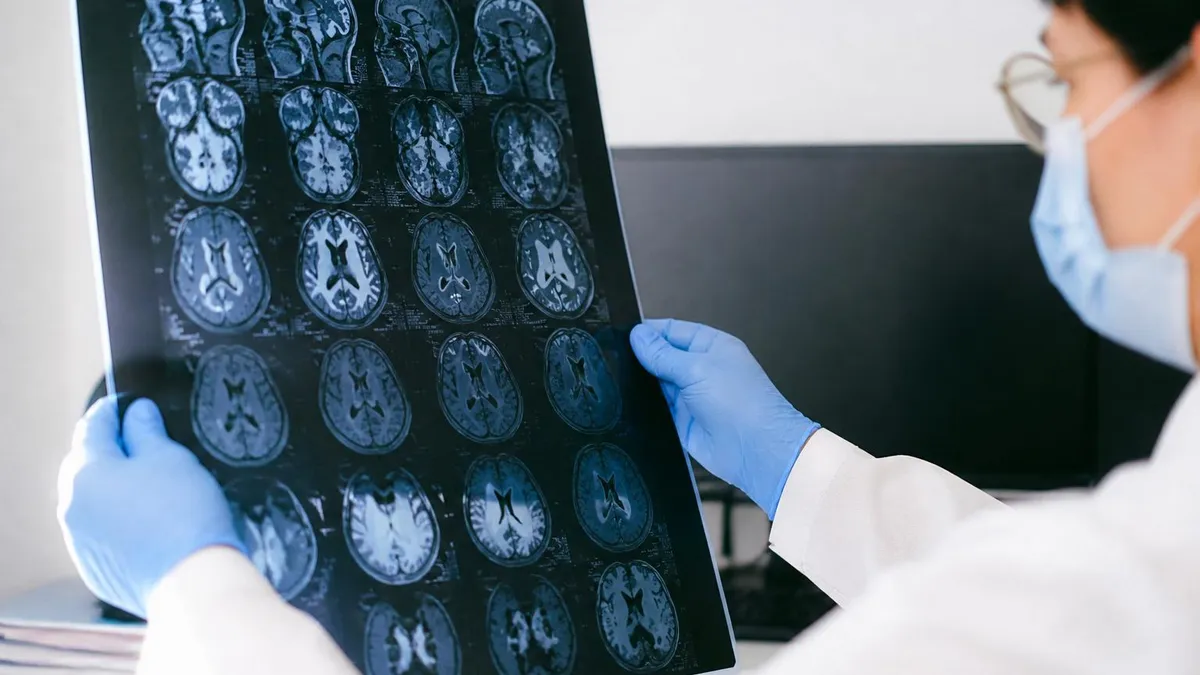 Reading Brain Mri Images - MRI - Magnetic Resonance Imaging certification study resource