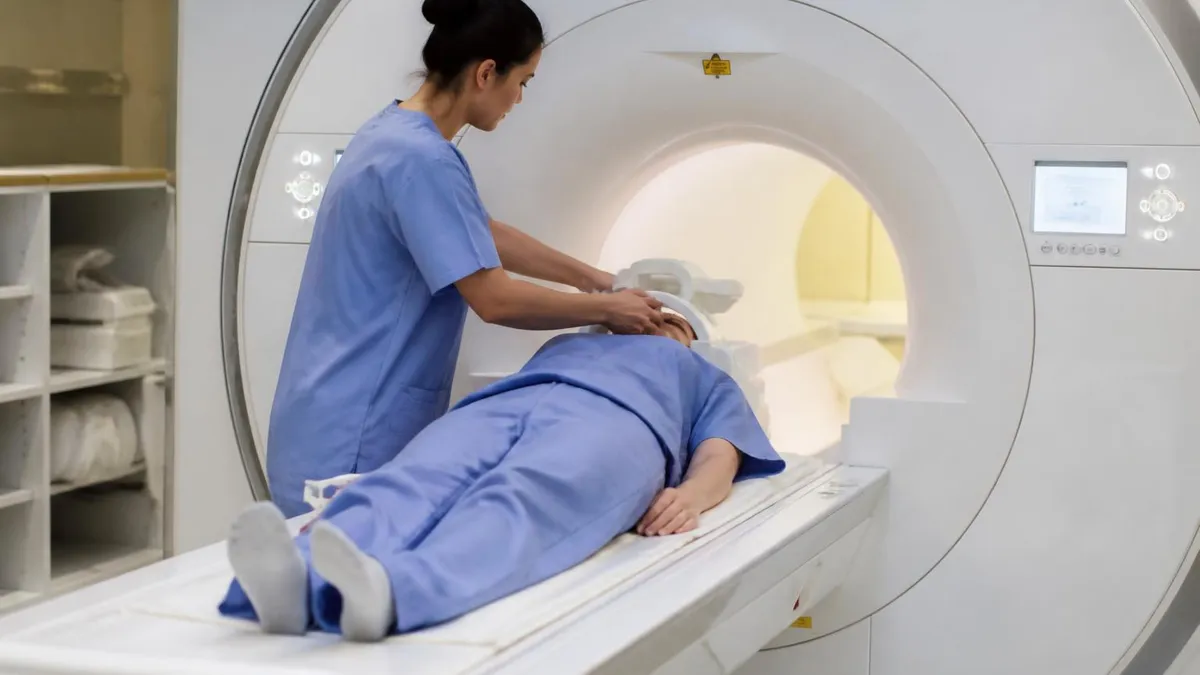 Trump Mri - MRI - Magnetic Resonance Imaging certification study resource