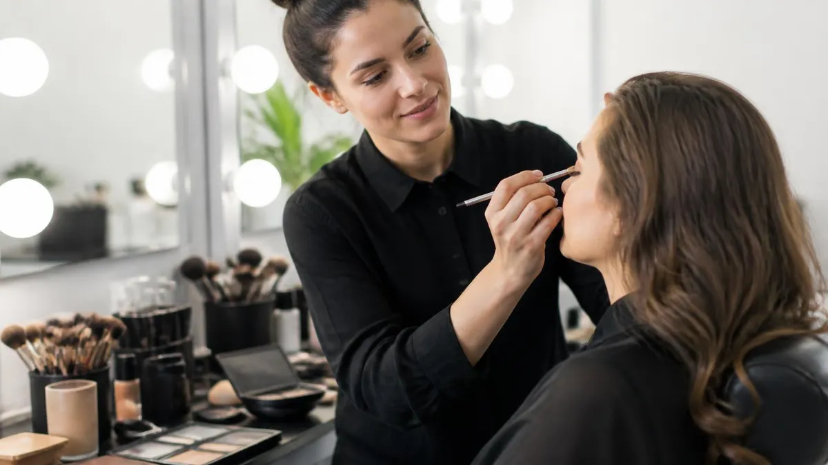 Makeup Artist Calling Card - MUA - Makeup Artist certification study resource