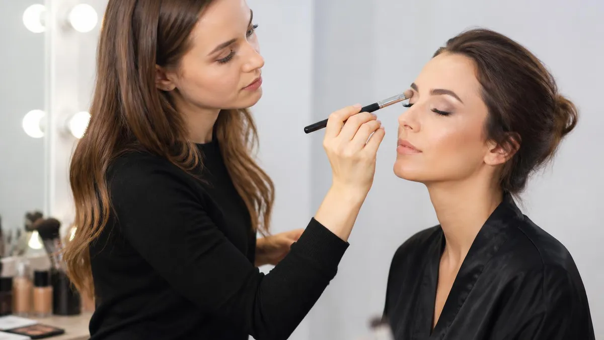 What Does a Makeup Artist Do - MUA - Makeup Artist certification study resource