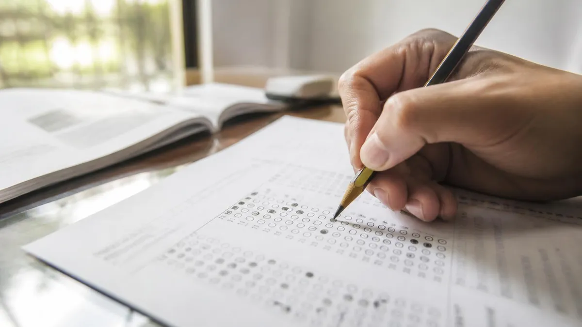 N-400 Reduced Fee: Who Qualifies and How to Apply 2026 July