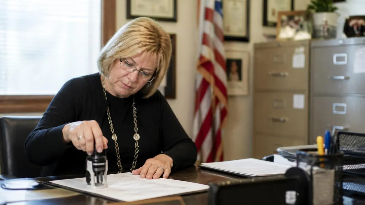 Notary Public Education Course - Notary Public Exam certification study resource