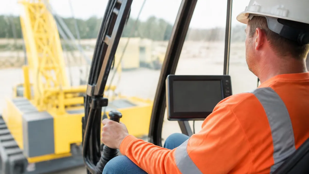 Online vs In-person Free Osha 10 Certificatio - OSHA - OSHA Certified Crane Operator certification study resource