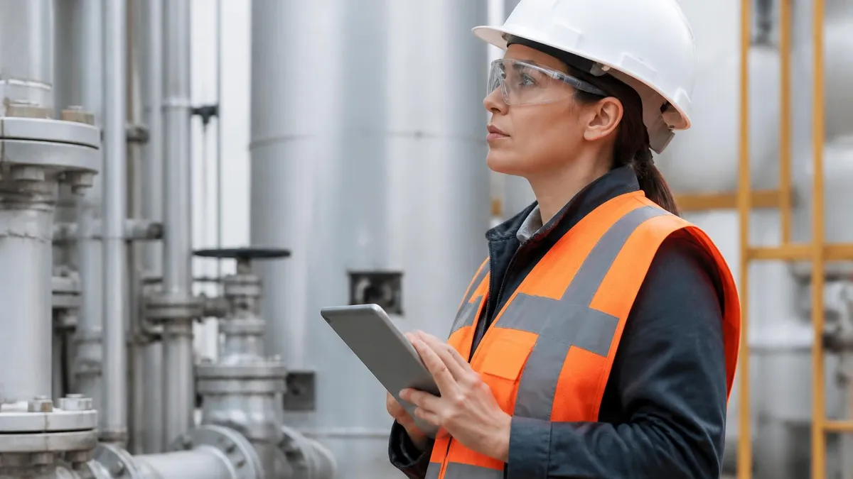 Oregon OSHA: Complete Guide to State Plan Rules, Training & Compliance in 2026