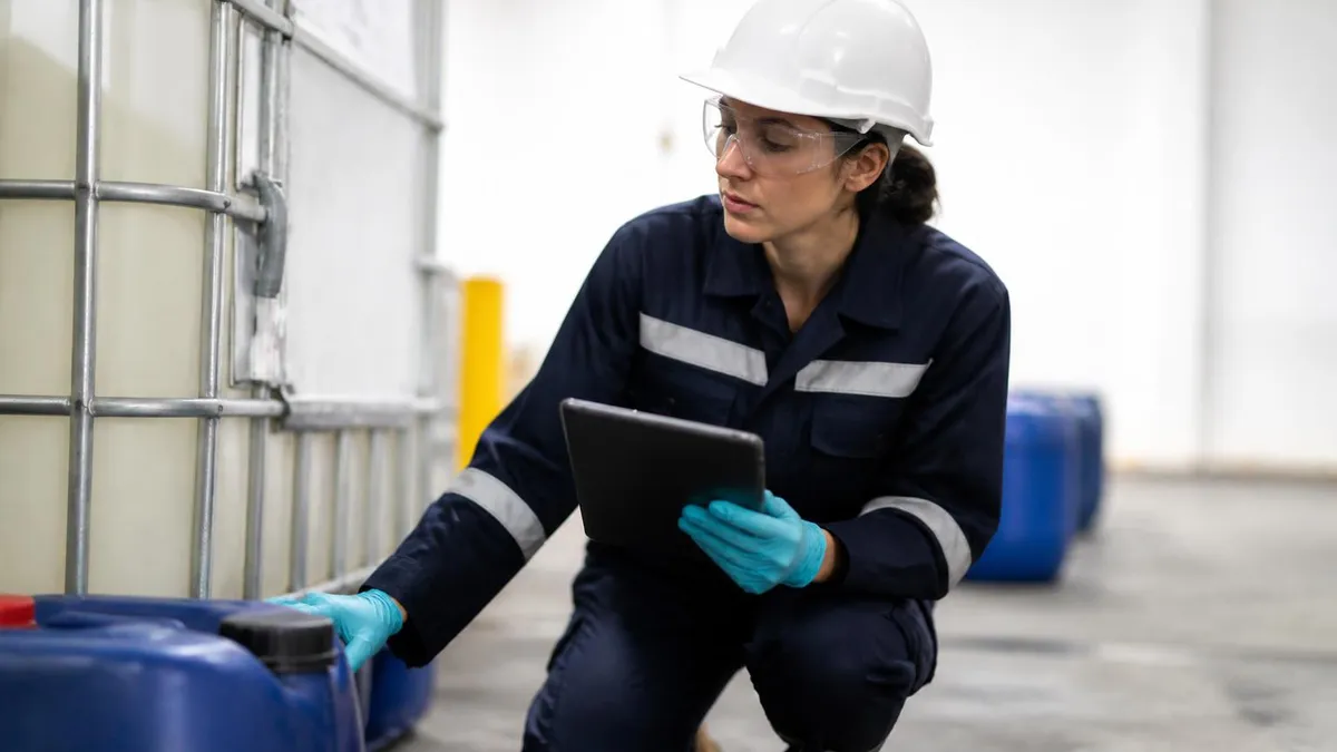 Compliance Checklist When Both Osha and Epa Apply - OSHA - Safety Certificate certification study resource