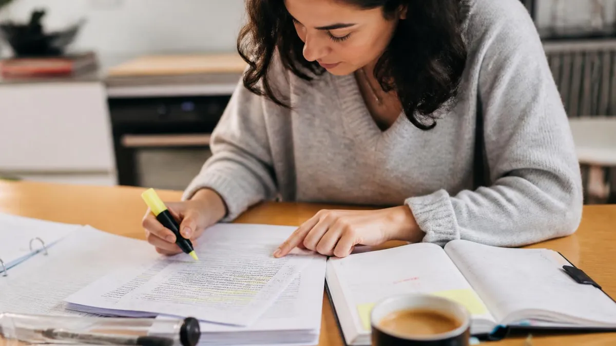 Solicitors Qualifying Examination: The Complete Study Guide for Aspiring Solicitors