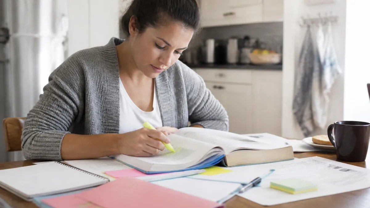 Virtual Assistant Meaning - Virtual Assistant certification study resource