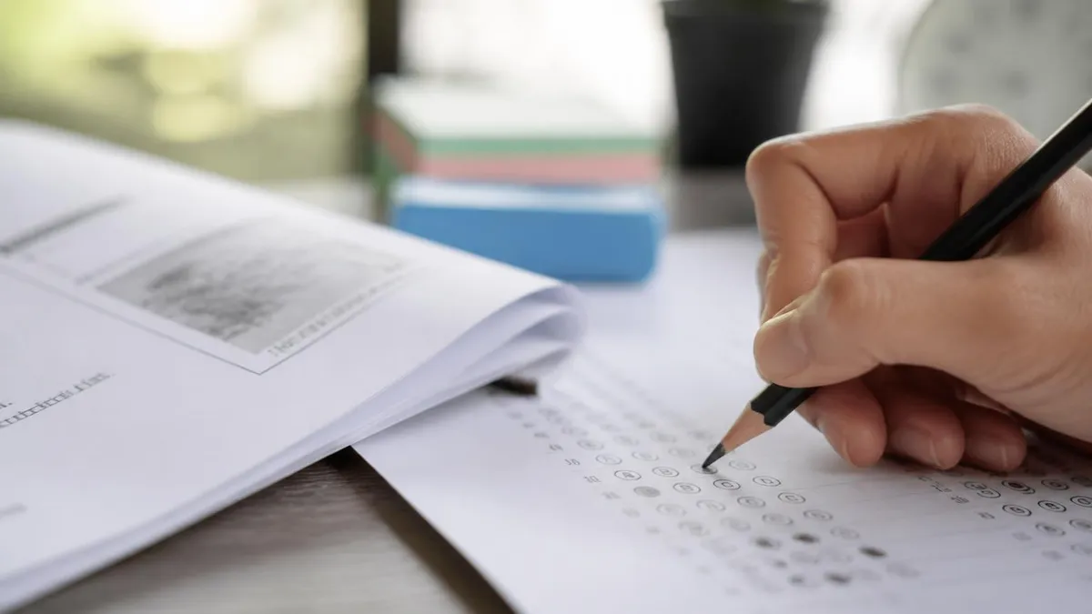 Safety Data Sheet WHMIS: Complete Study Guide for WHMIS 2015 Certification